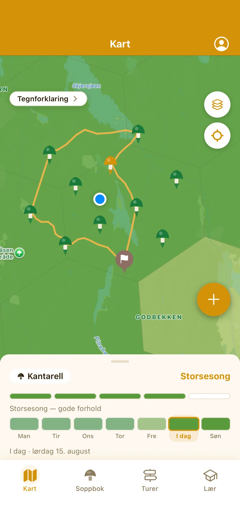 Kartet i Soppsporet: varmekart over Nordmarka, turrute rundt Skjennungen med soppfunn langs stien, og soppsesong-panelet